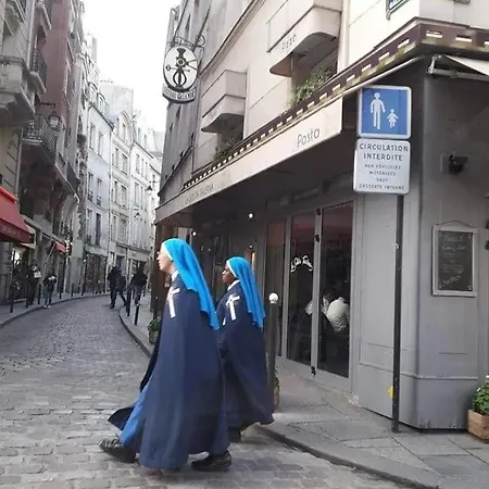 Coeur De Notre Dame Equipe Type Dernier Etage Ascenseur Climatisation Apartment