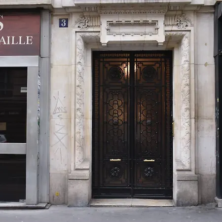 Coeur De Notre Dame Equipe Type Dernier Etage Ascenseur Climatisation