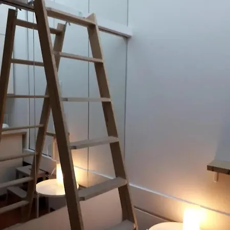 Apartment Coeur De Notre Dame Equipe Type Dernier Etage Ascenseur Climatisation Paris
